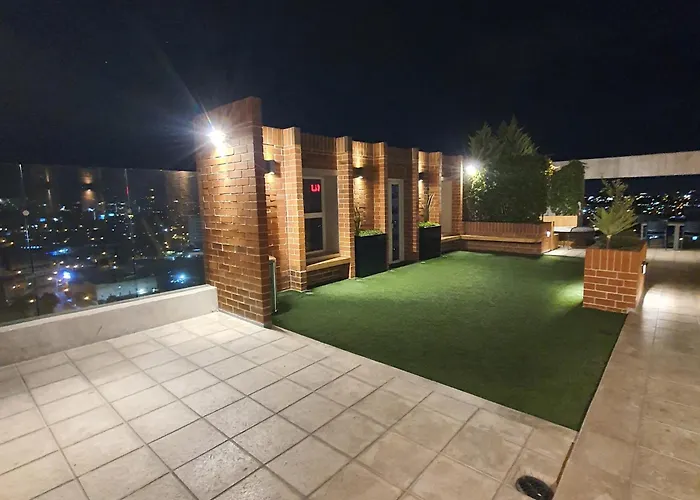 Alojamiento Tipo Loft 2 Camas Con Parqueo