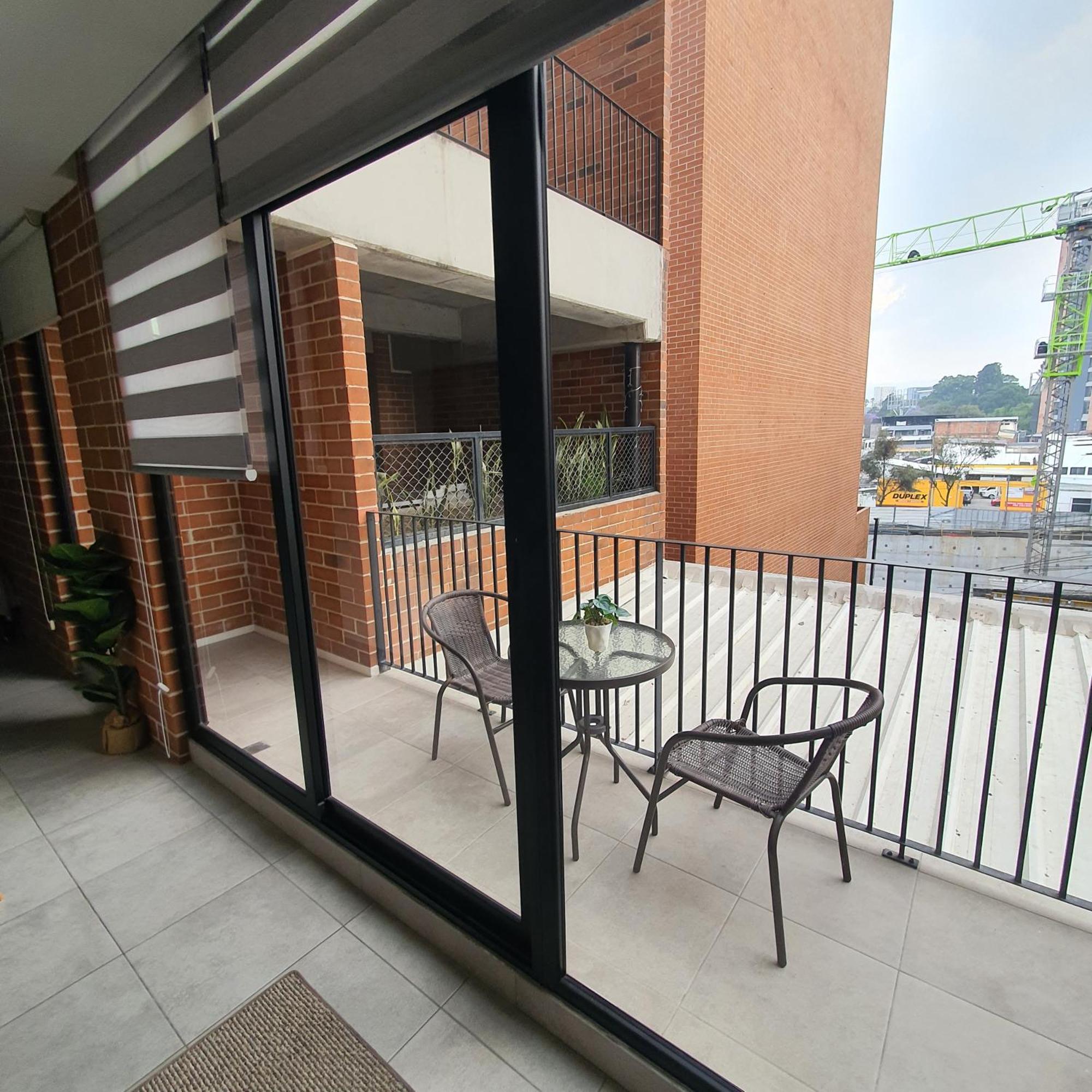 Tipo Loft 2 Camas Con Parqueo Apartamento *