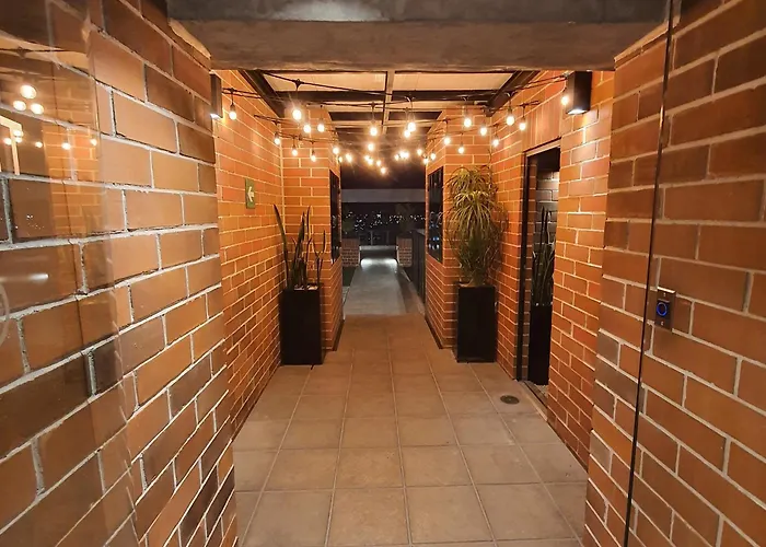 Alojamiento Tipo Loft 2 Camas Con Parqueo