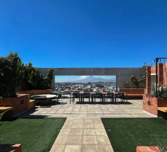 Alojamiento Tipo Loft 2 Camas Con Parqueo
