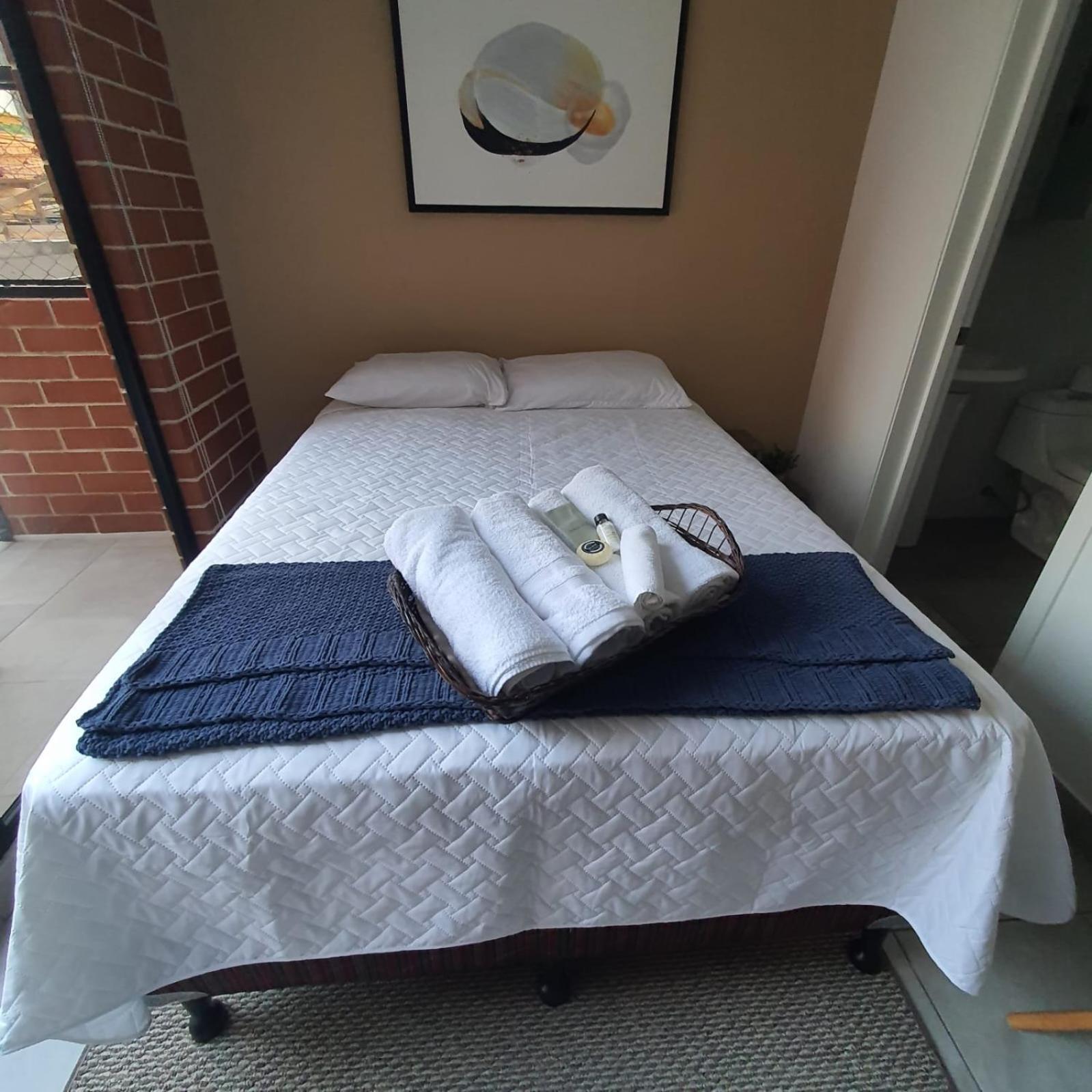 Tipo Loft 2 Camas Con Parqueo Guatemala City
