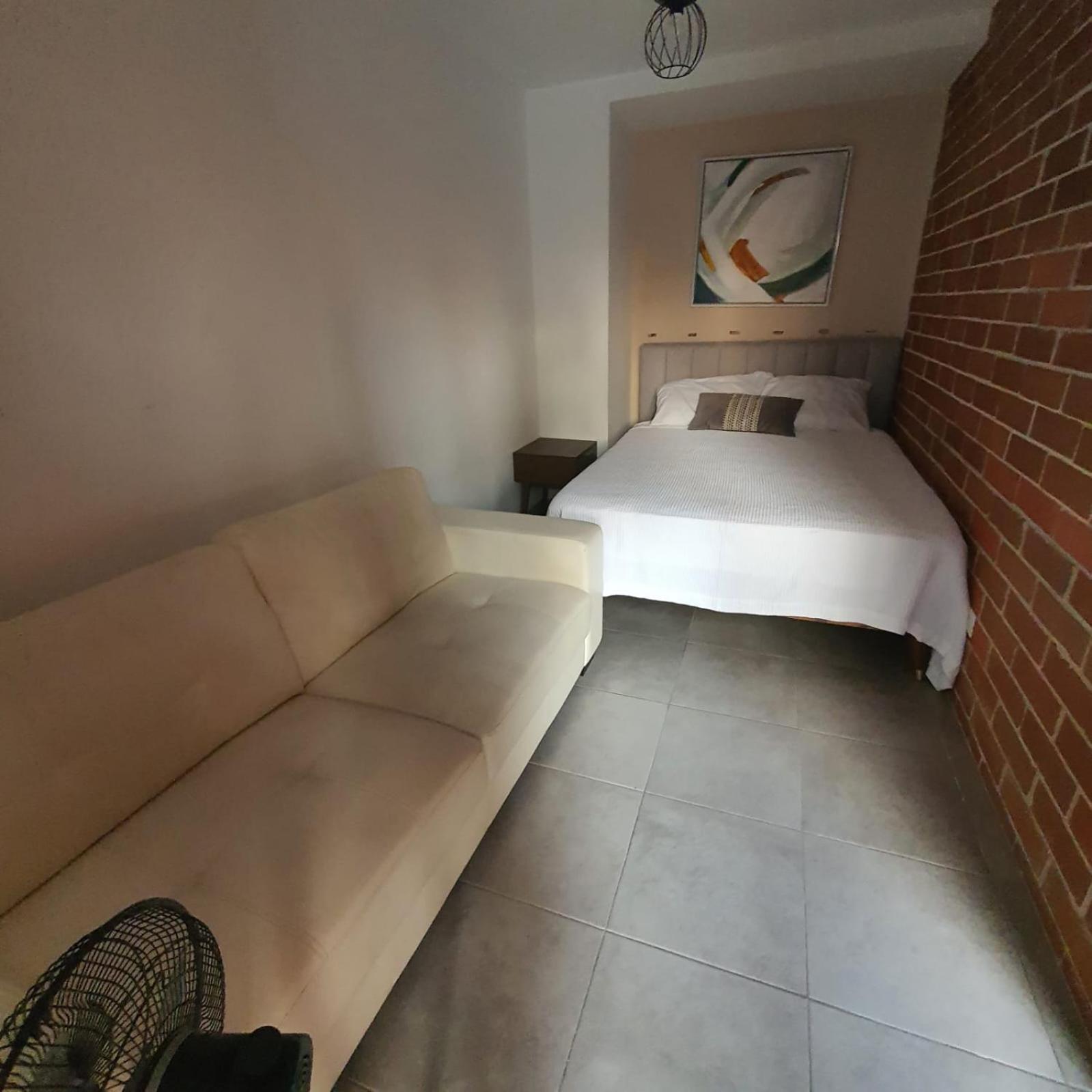 Apartment Tipo Loft 2 Camas Con Parqueo